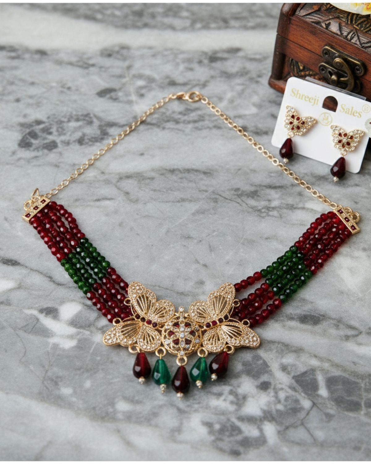 Divinera Aahana Traditional Necklace Set