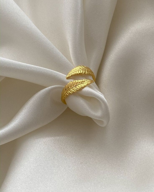 Divinera AuraShield Ring